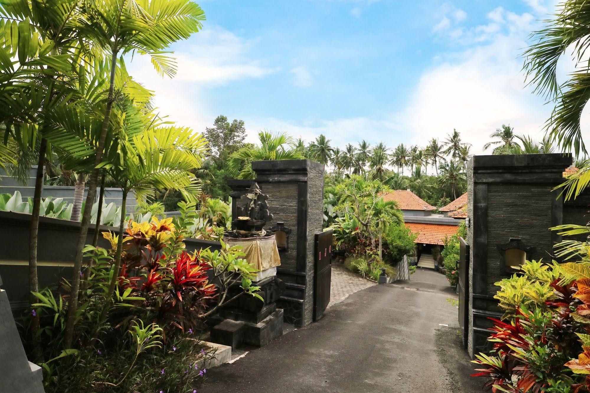 Oyo 91925 Ijo Eco Lodge Hotel Mengwi Esterno foto
